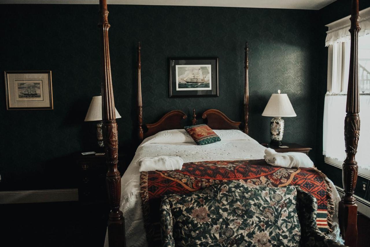 China Clipper Inn (Adults Only) Орей Экстерьер фото