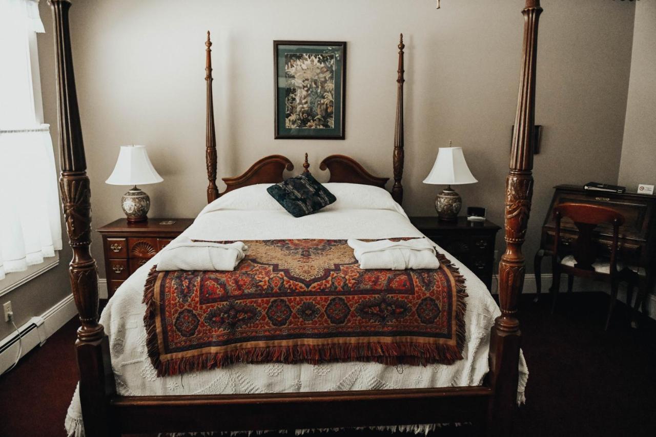 China Clipper Inn (Adults Only) Орей Экстерьер фото