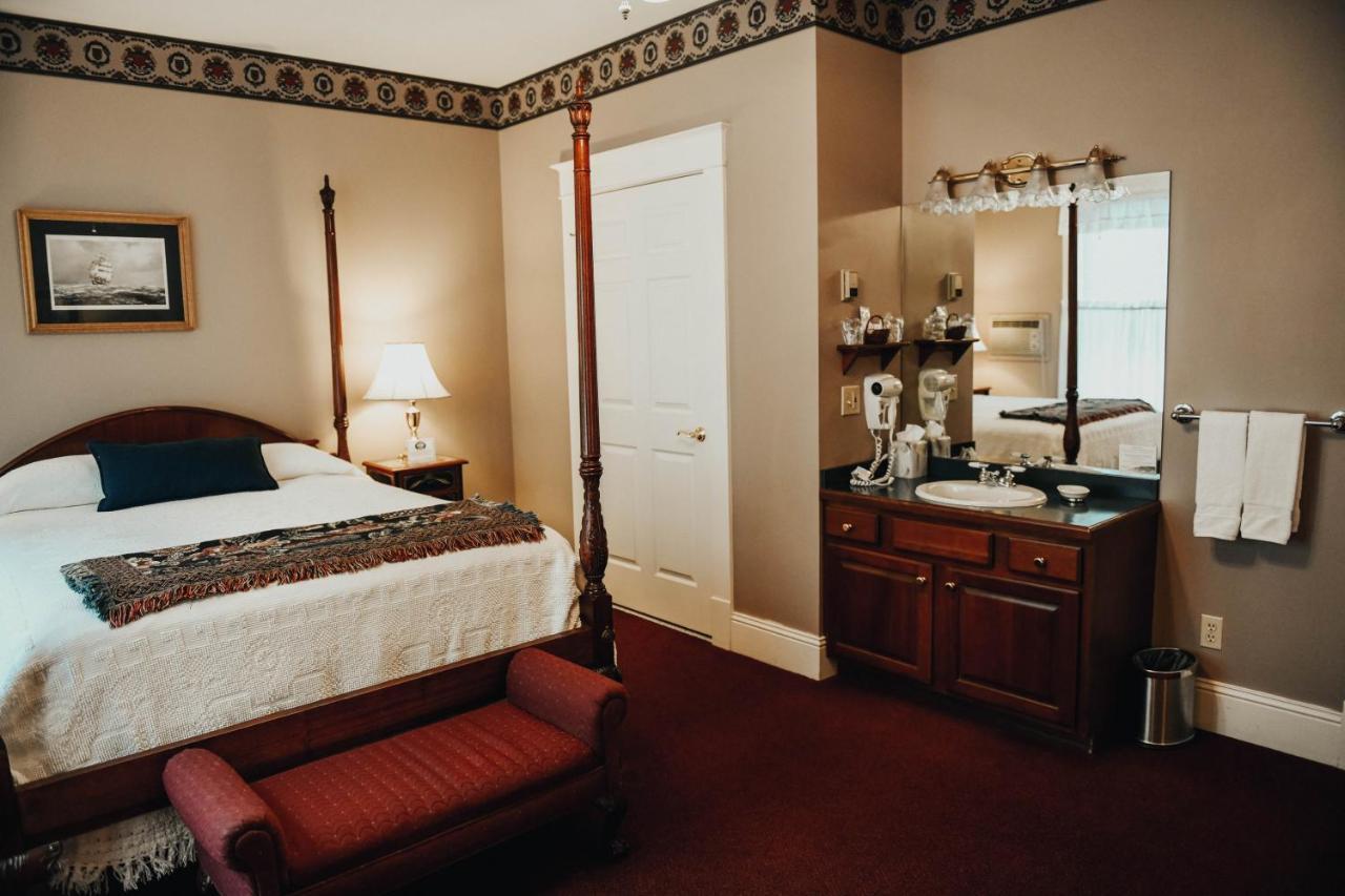 China Clipper Inn (Adults Only) Орей Экстерьер фото