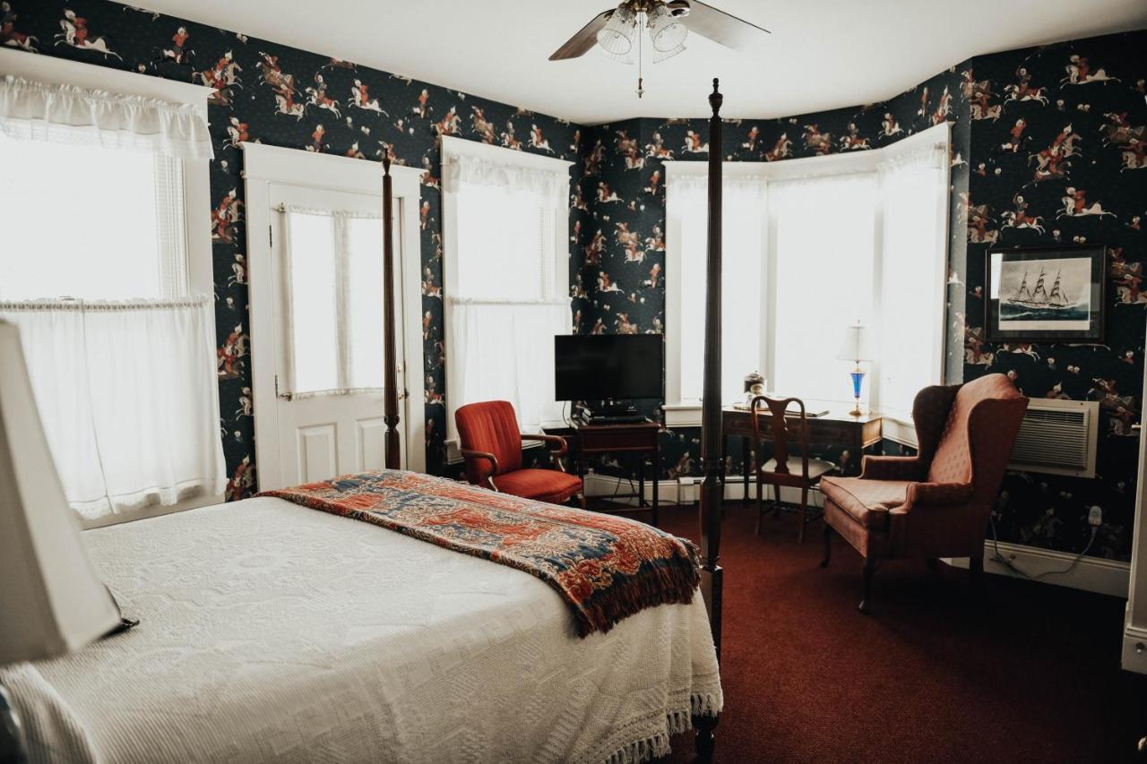 China Clipper Inn (Adults Only) Орей Экстерьер фото
