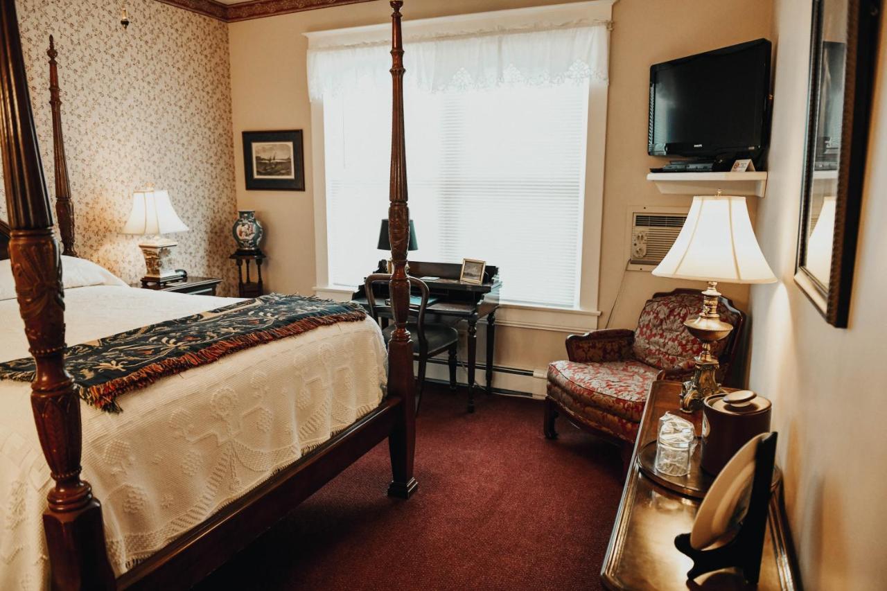 China Clipper Inn (Adults Only) Орей Экстерьер фото